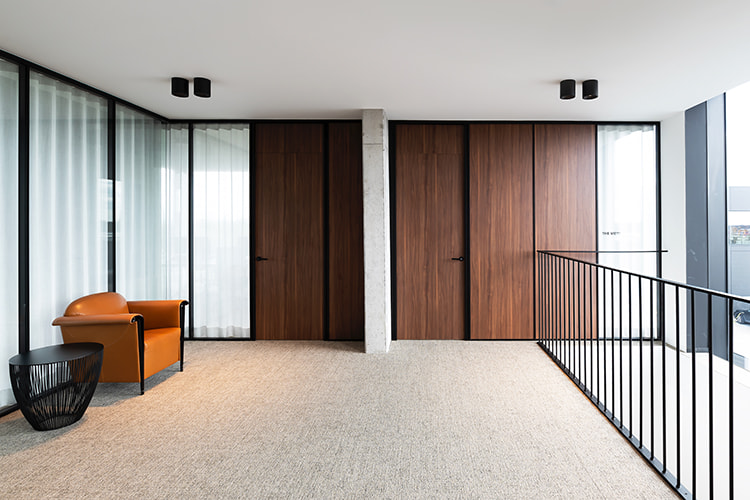 Interior shot - Van Wanrooij - HPL Master Oak Light Natural 0H915